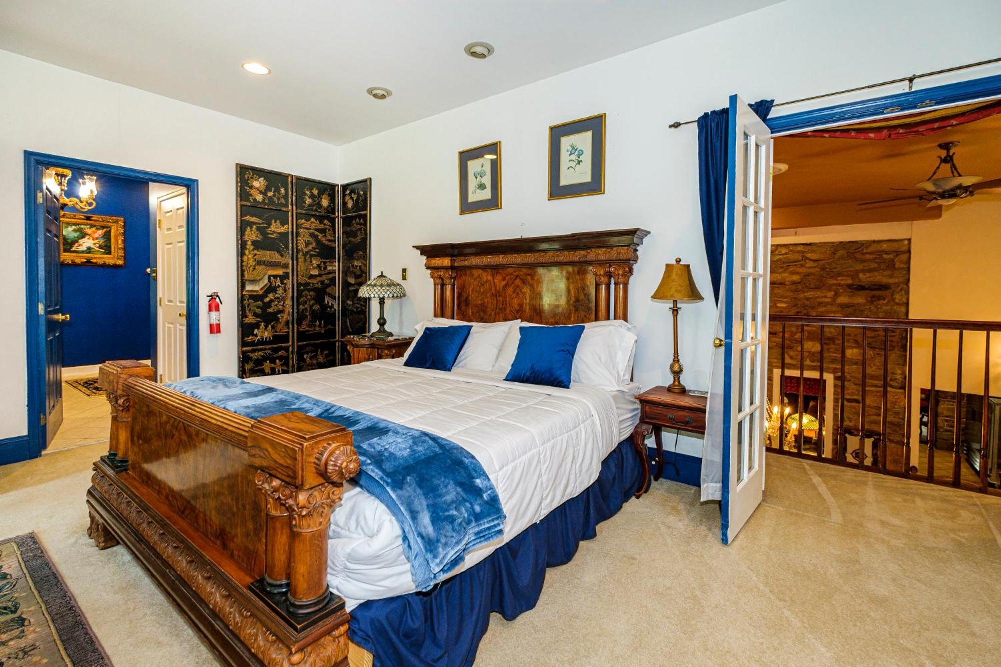 Bed and breakfast Stone Manor Boutique 3*