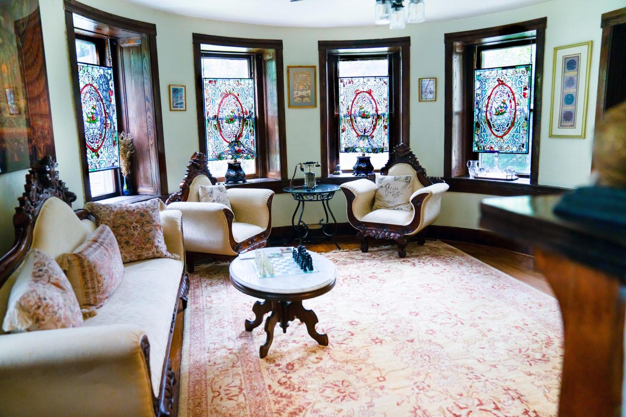 Stone Manor Boutique Britain