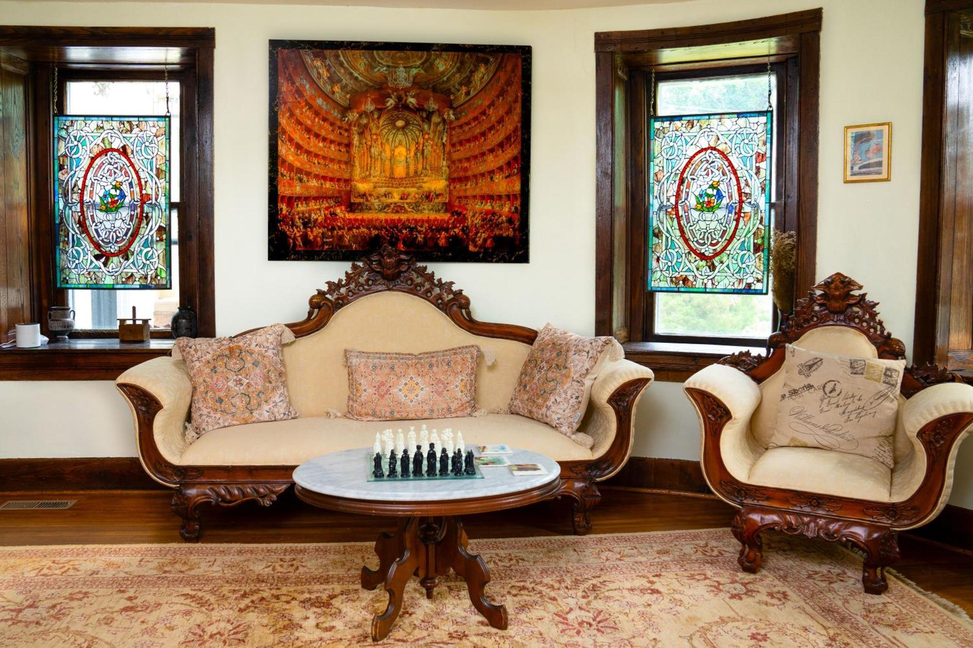 Stone Manor Boutique Bed & Breakfast 3*