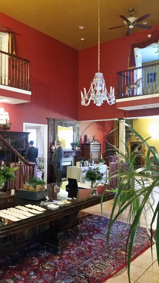 Stone Manor Boutique Bed & Breakfast 3*
